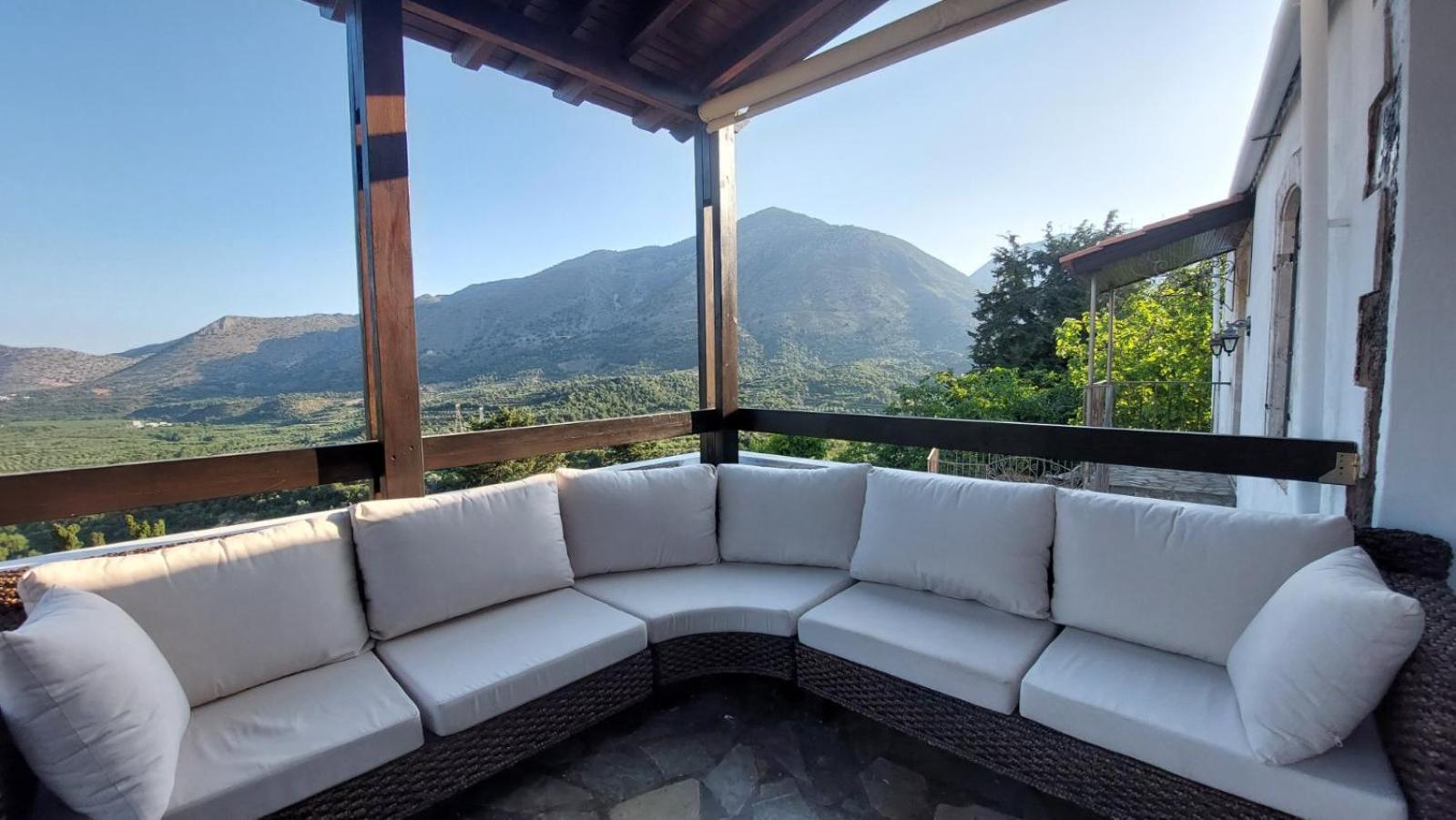 Lale'S House Villa Garazo Exterior photo