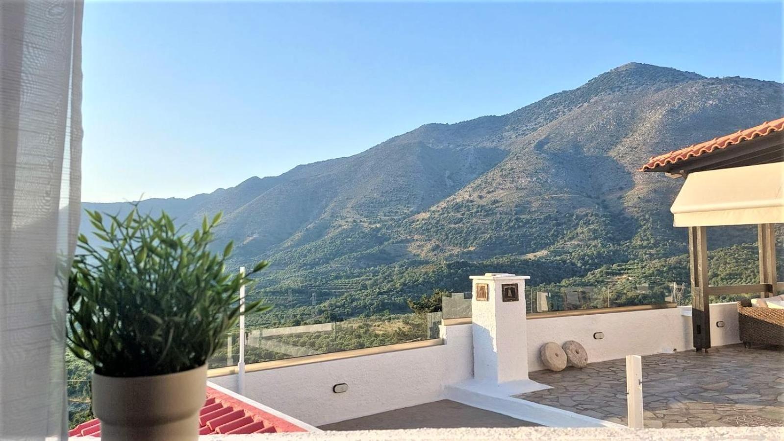 Lale'S House Villa Garazo Exterior photo